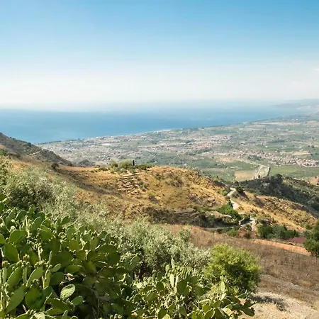 Villa Antica Dimora Grimaudo 4 *