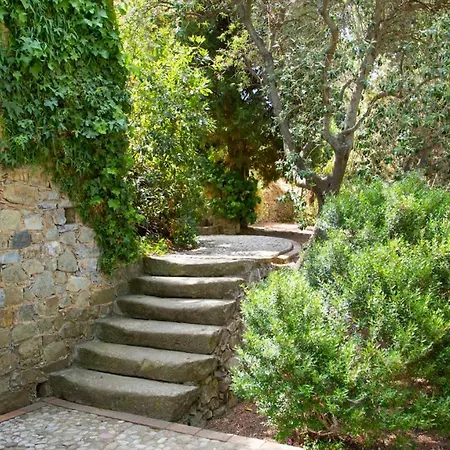 Villa Antica Dimora Grimaudo 4 *